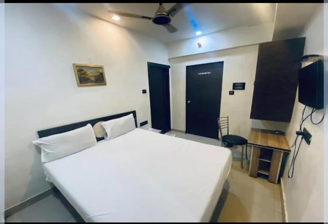 Shubham Residency Mahape Hotel Nova Bombaim Exterior foto